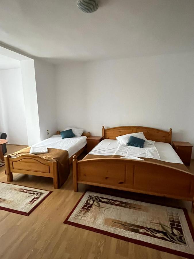 Отель Casa Conti Сибиу Экстерьер фото